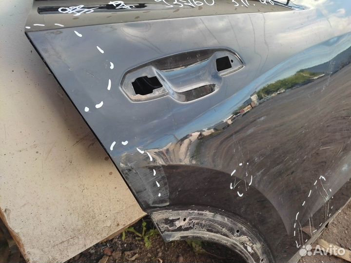 Дверь(задняя правая) (Audi Q8)