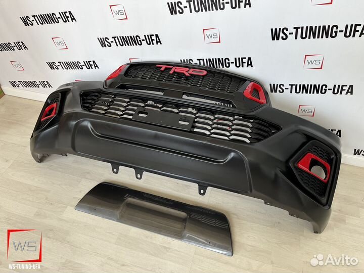 Бампер передний Toyota HiLux стиль TRD D343