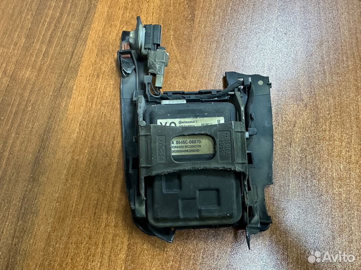 Камера чтения дорожных знаков Камри Camry V70