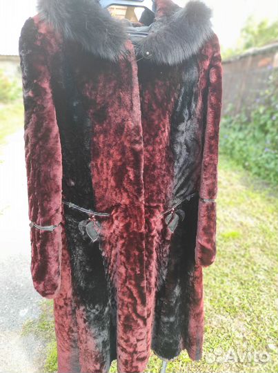 Шуба мутоновая с капюшоном