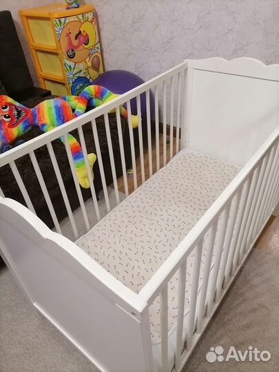 Детская кровать с матрасом