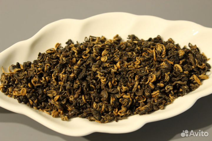 Дянь Хун Цзинь Ло «Золотые спирали»