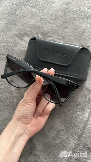 Очки Escada