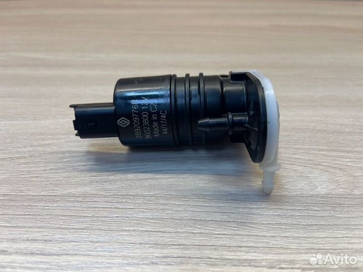 Насос стеклоомывателя LADA X-Ray