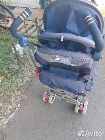 Прогулочная коляска б/у для детей