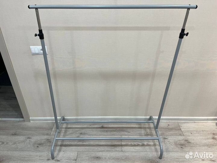 Вешалка напольная