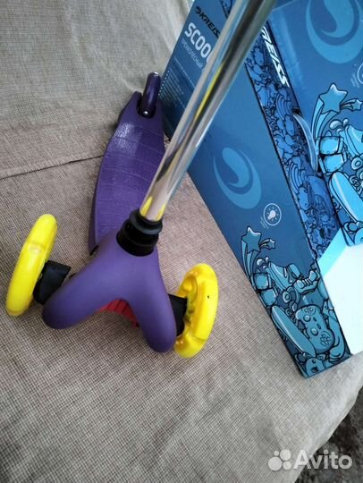 Самокат детский новый