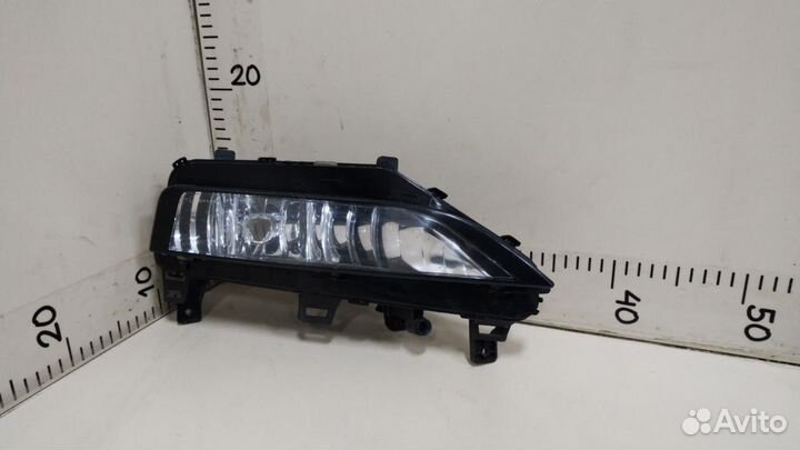 Фара противотуманная правая Skoda Rapid