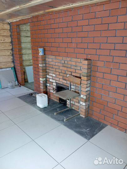 Бригада строителей