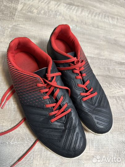 Футбольный буцы