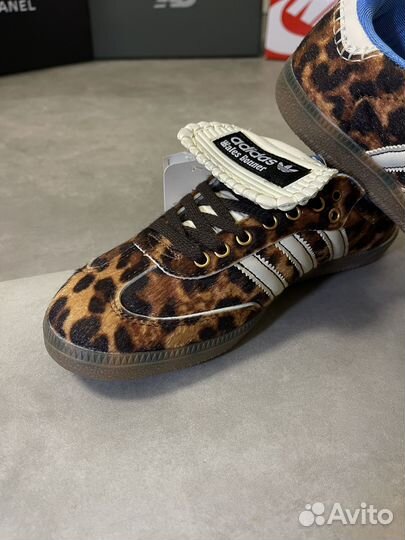 Кроссовки Adidas женские Wales Bonner леопардовые