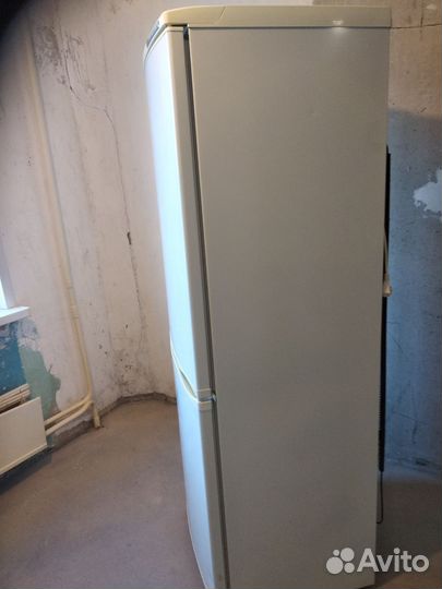 Холодильник атлант бу