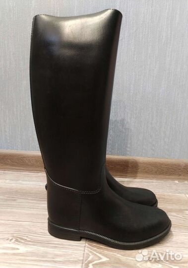 Резиновые сапоги