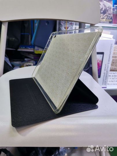 Чехол Lenovo Tab E10 X104L