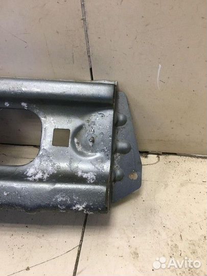 Усилитель заднего бампера