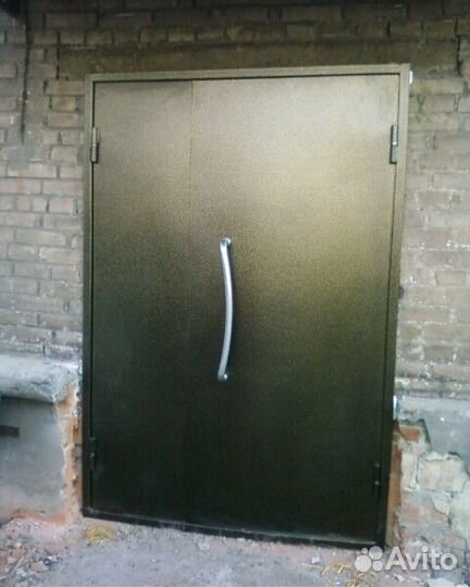 Металлические двери. Тамбурные перегородки