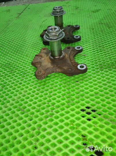 Цапфа ступица Пежо 308