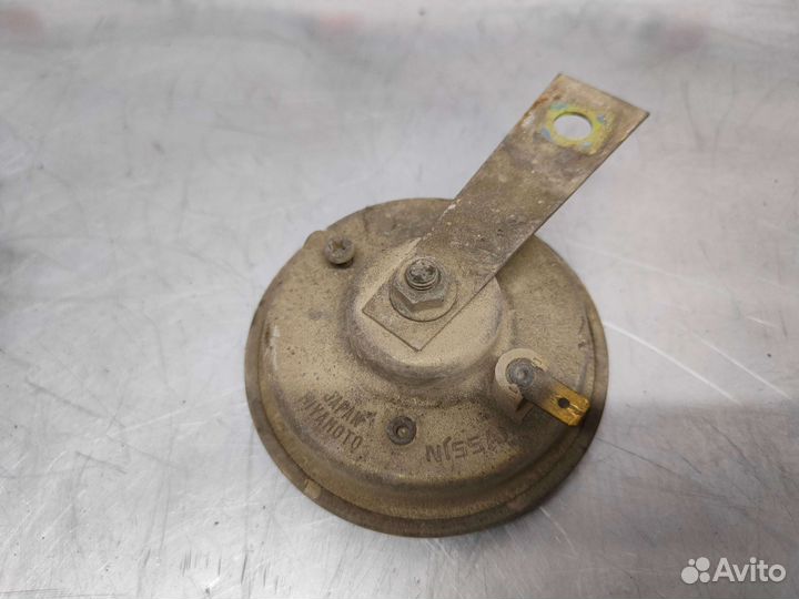 Звуковой сигнал Nissan Serena C23 1998 г.в