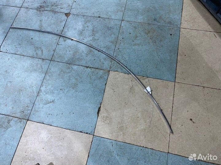 Молдинг крыши передний правый Nissan Teana J32