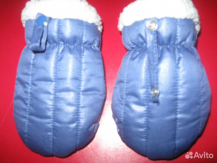 Перчатки и носки