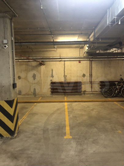 Машиноместо, 14 м²