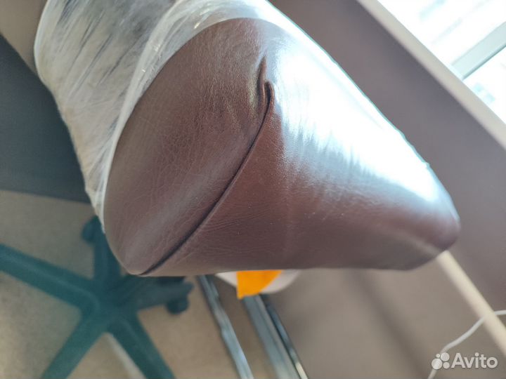 Анатомическая кушетка для наращивания ресниц