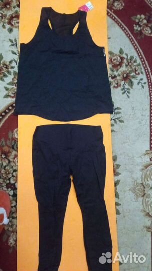 Костюм для фитнеса женский