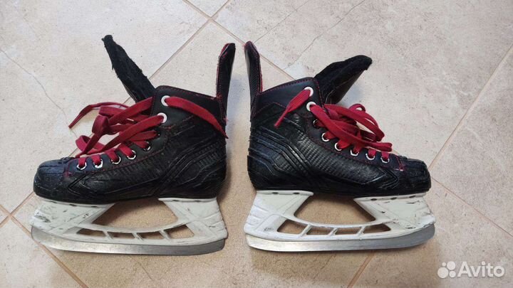Хоккейные коньки bauer 31