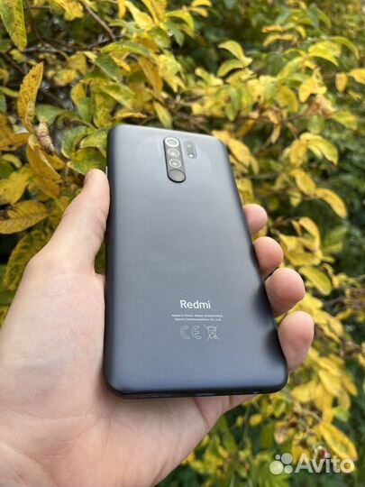 Xiaomi Redmi 9 4/64 GB Отличный