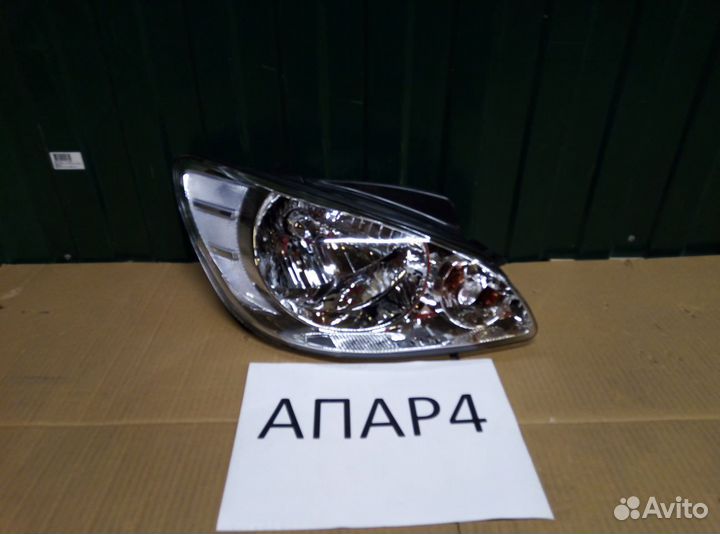 Правая фара Hyundai Getz