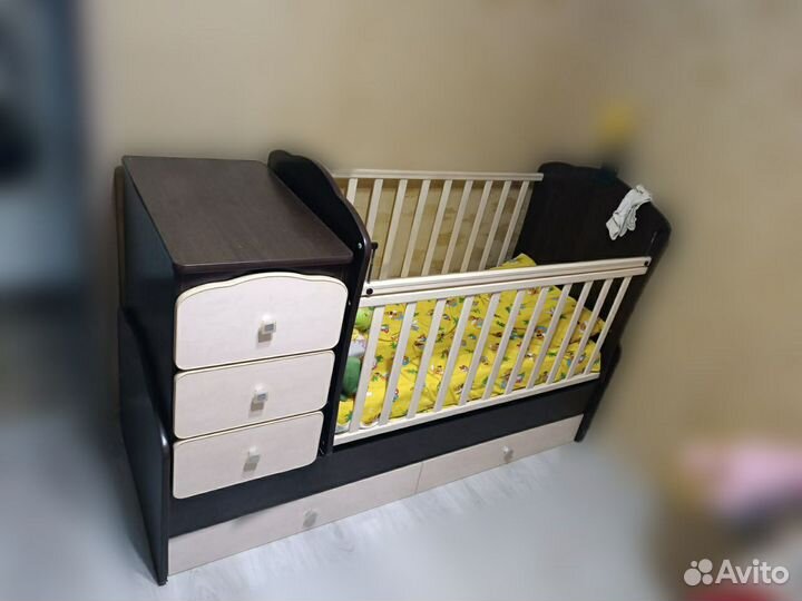 Детская кроватка (трансформер)