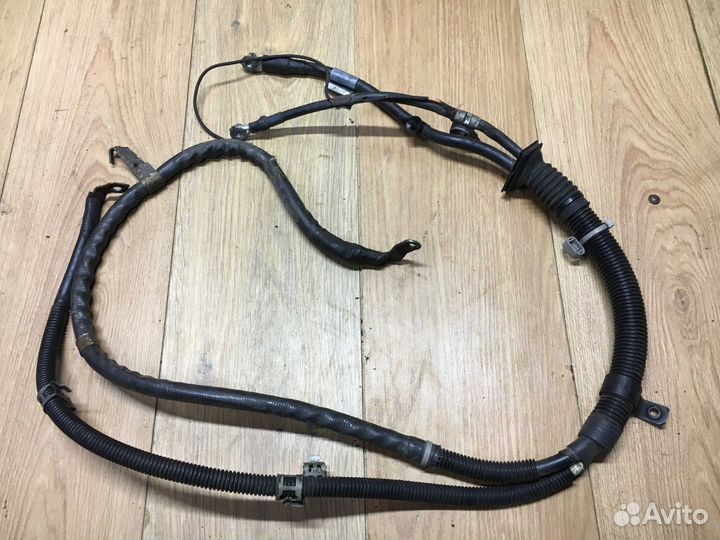Провод генератора Mercedes W221 A2214403632