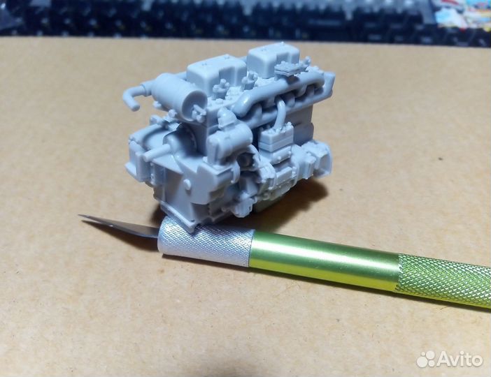 1\35 Мотор для тягача 