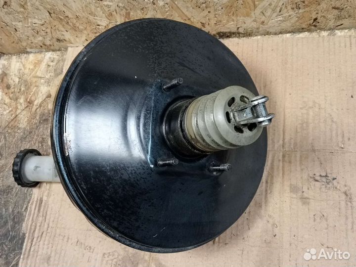 Вакуумник Mitsubishi Lancer 10