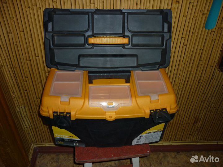 Ящик для инструмента