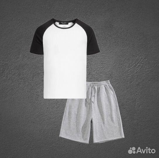 Спортивный костюм