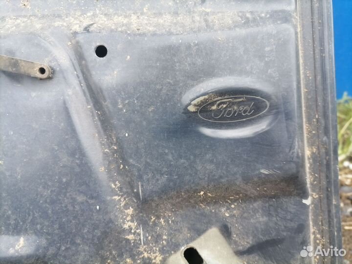 Капот Ford Fusion