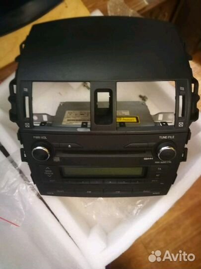 Автомагнитола Toyota Corolla 2008 родная