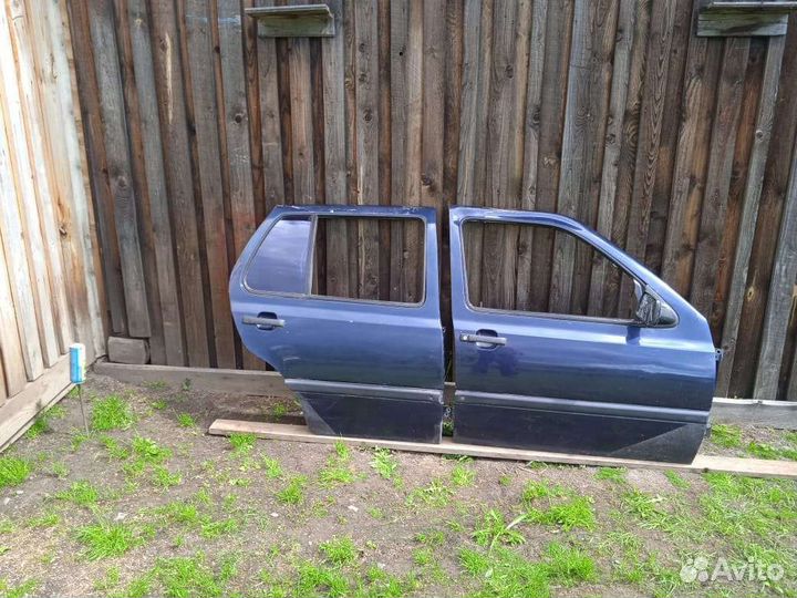 Volkswagen vento двери