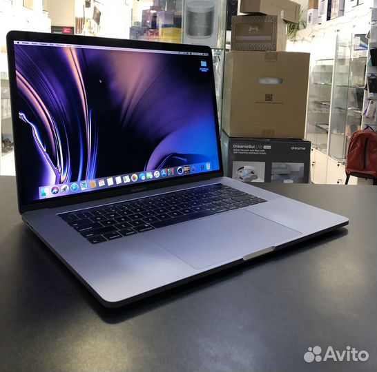 Б/У MacBook Pro 15 (2019 I9/16/512Gb) 173 цикла