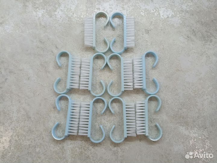 Щеточки для маникюра