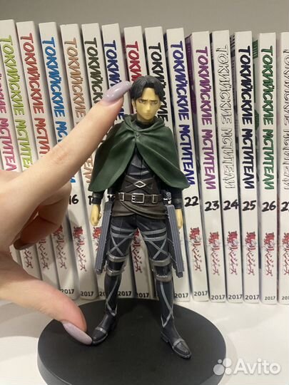 Аниме фигурка Атака титанов