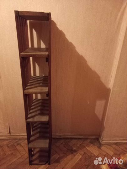 Этажерка времен СССР