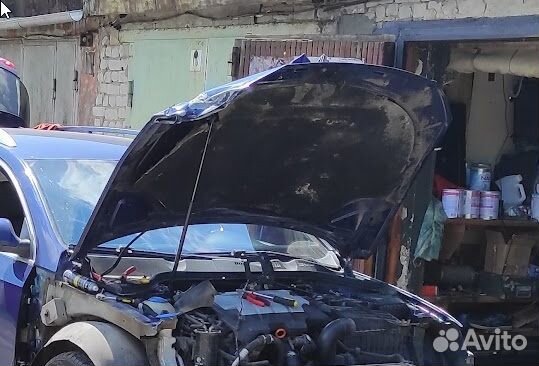 Капот Volkswagen Passat b6