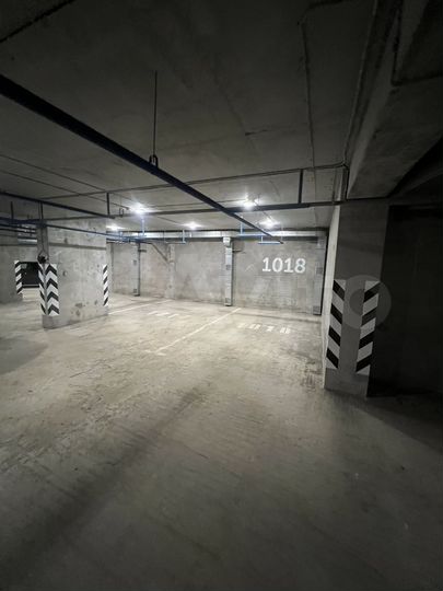 Машиноместо, 15 м²