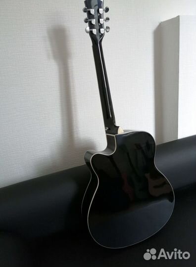 Гитара хорошего качества