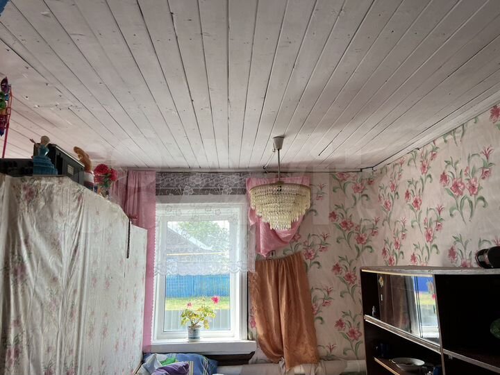 Дом 30 м² на участке 20 сот.