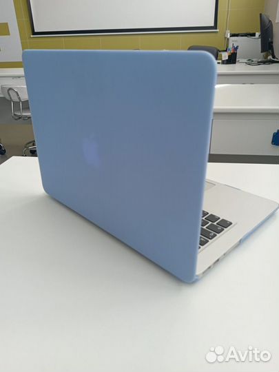 Apple macbook air 13 2016 8 гб идеал.сост