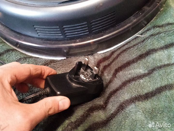 Робот пылесос на запчасти