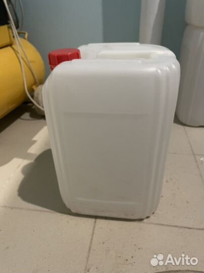 Канистра 20 литров